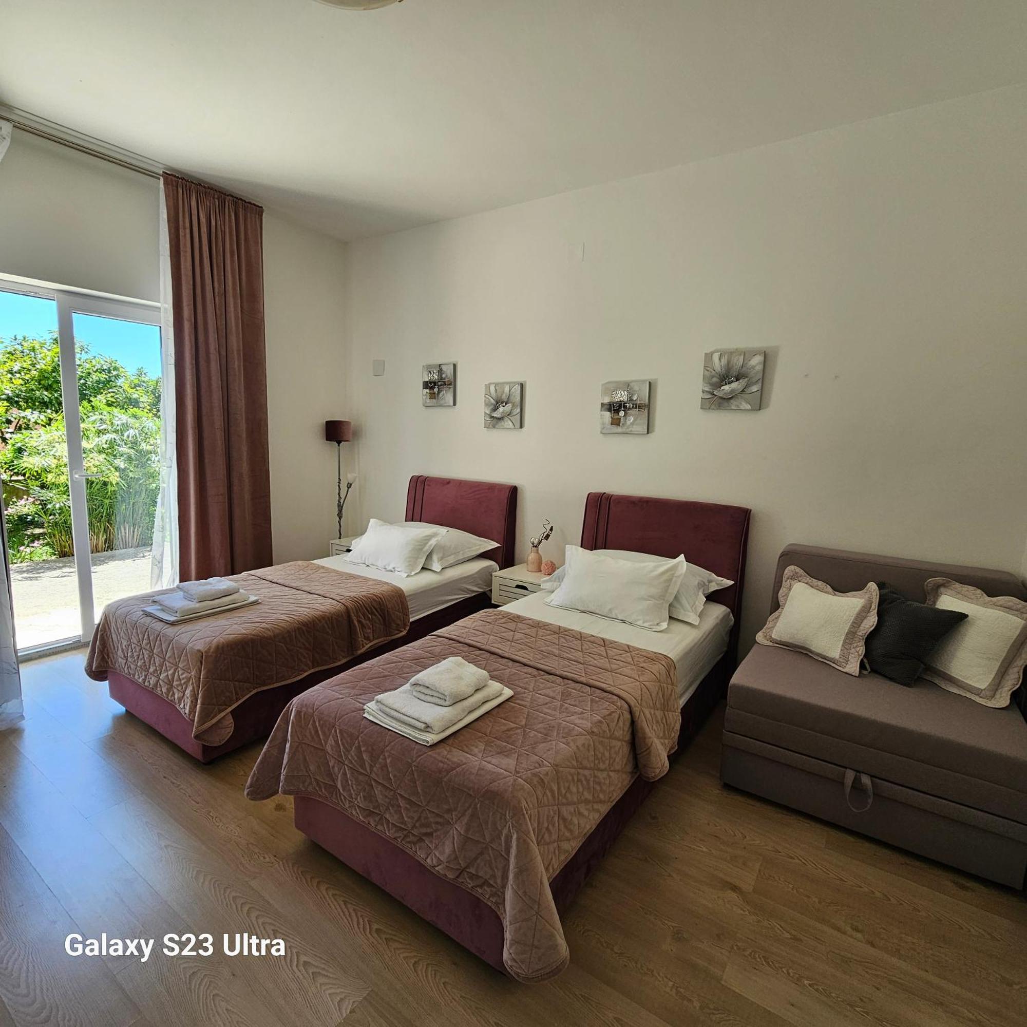 Apartmani Dianna Kaštela Zewnętrze zdjęcie