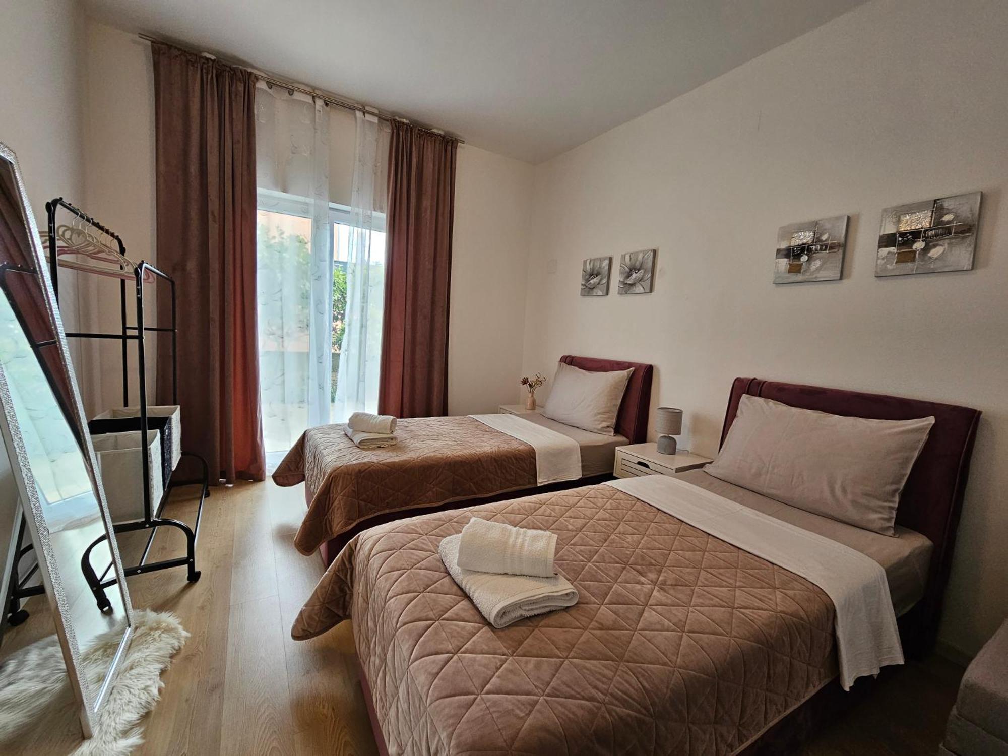 Apartmani Dianna Kaštela Zewnętrze zdjęcie