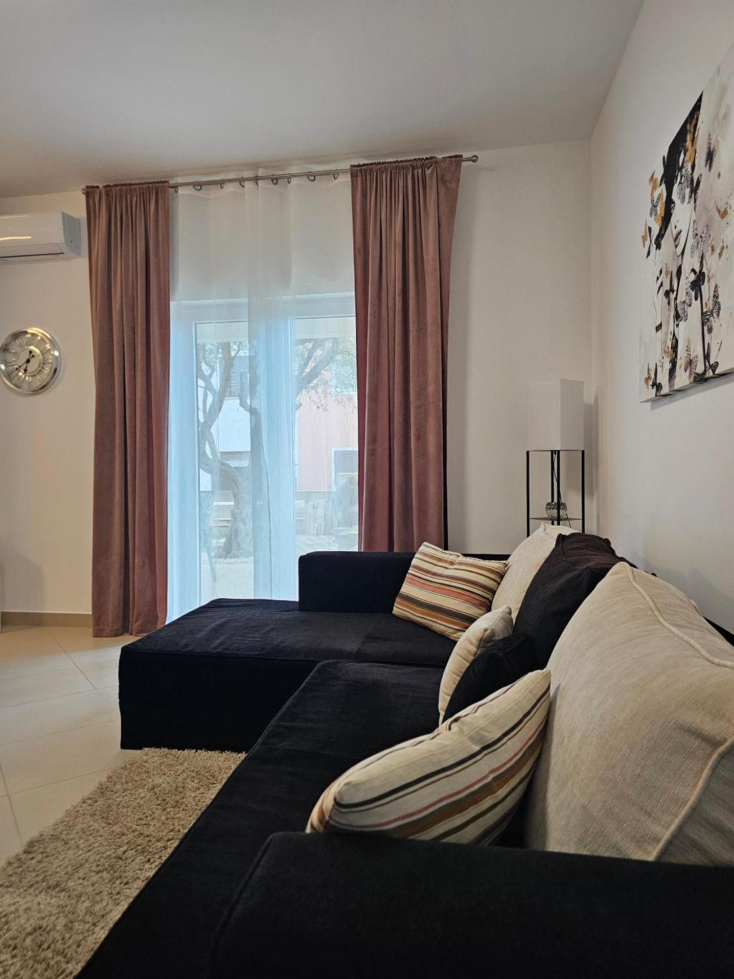 Apartmani Dianna Kaštela Zewnętrze zdjęcie