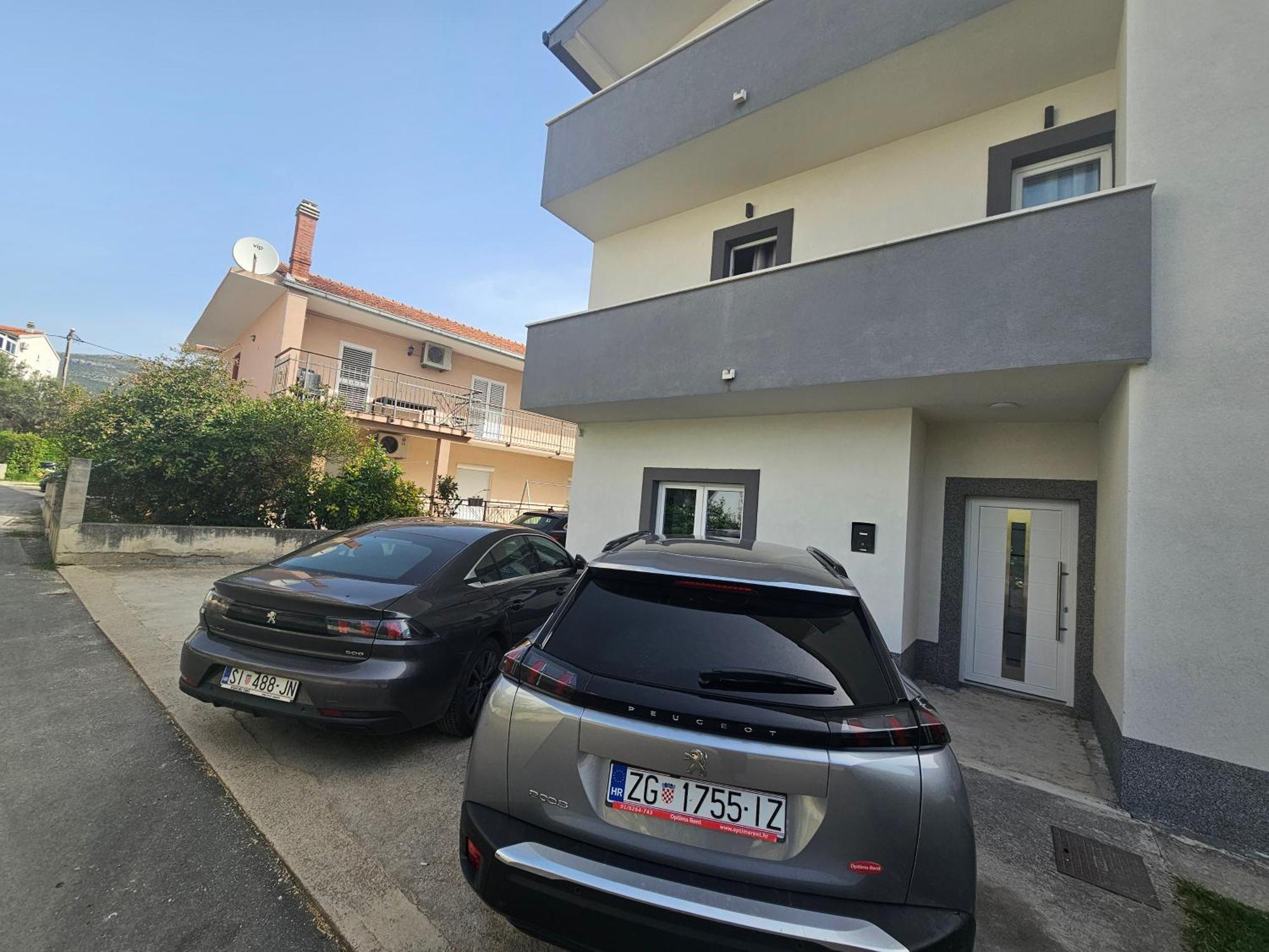 Apartmani Dianna Kaštela Zewnętrze zdjęcie